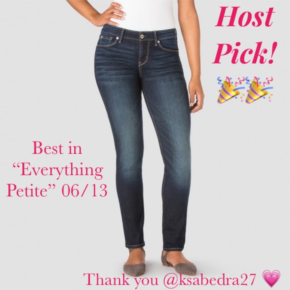NWT Levi’s Denizen Modern Skinny Jeans 2 3 Short